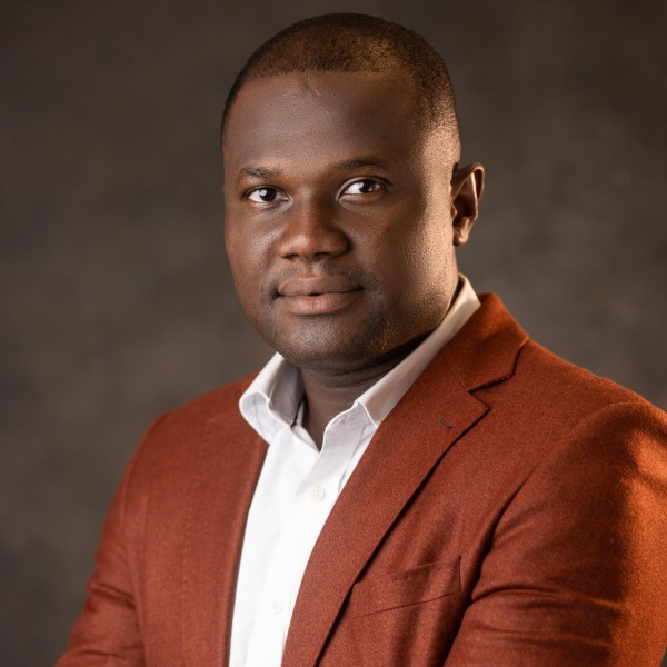 Ikechukwu Nkemakolam